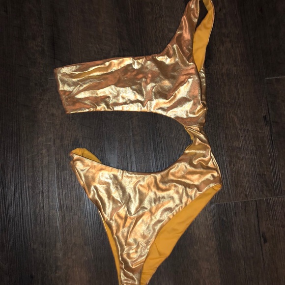 Gold metallic one piece bathing suit - Picture 2 of 3
